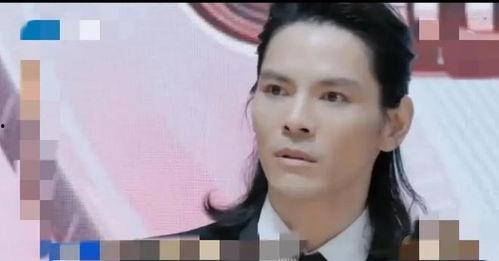 为了吃瓜进了娱乐圈,一段奇妙的跨界之旅